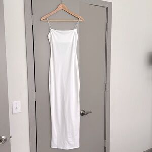 NWOT MAXI BODYCON DRESS, S